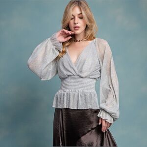 Elegant Women's Gray Blouse
